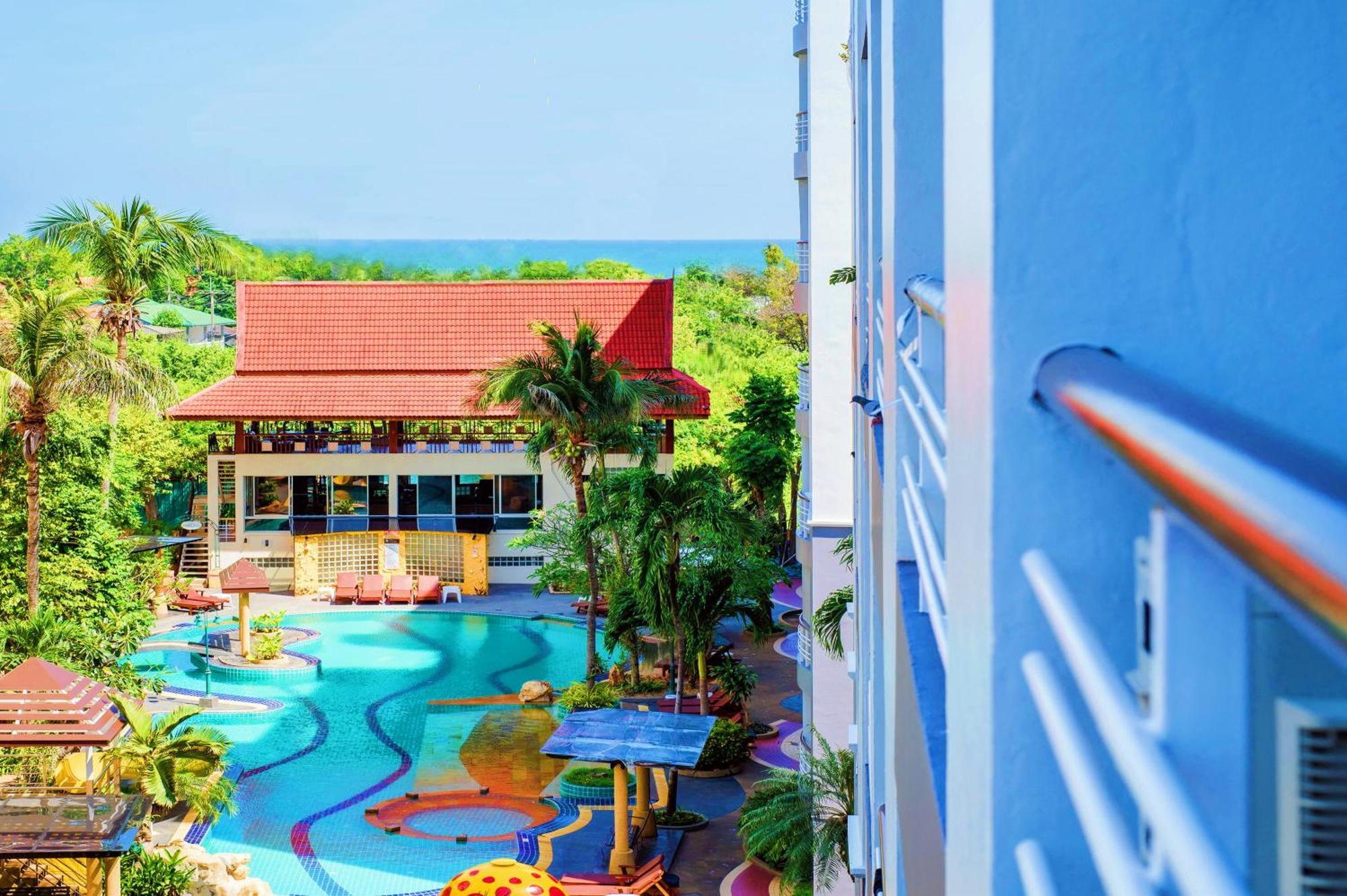 Hua Hin First - Happy Rent Apartment Екстериор снимка